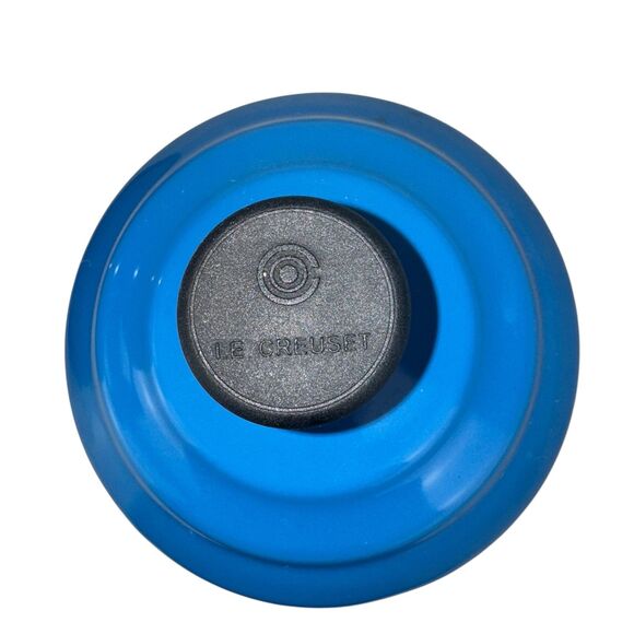 Le Creuset Classic Whistling Kettle, enamel On Steel Blue Ombré 1.7 Qt - Picture 6 of 8